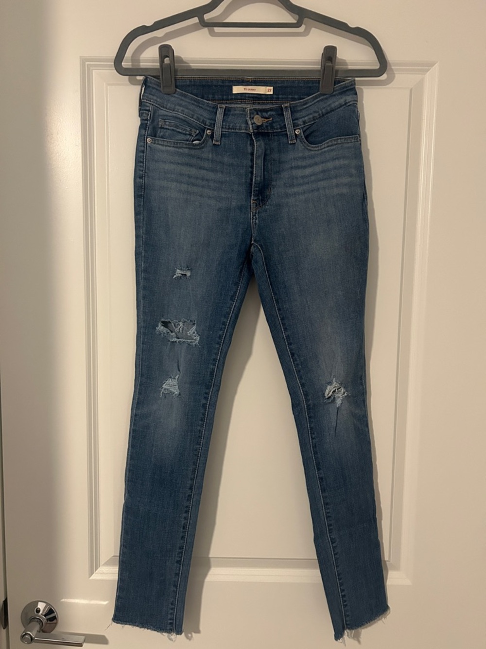 Levi's 711 Women's Skinny Ripped Jeans in Blue
